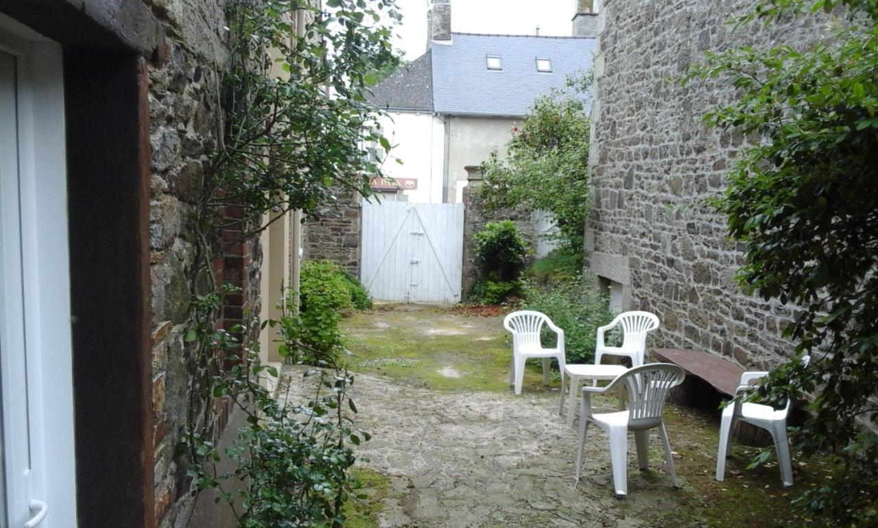 La Petite Maison D'Évran Exteriér fotografie
